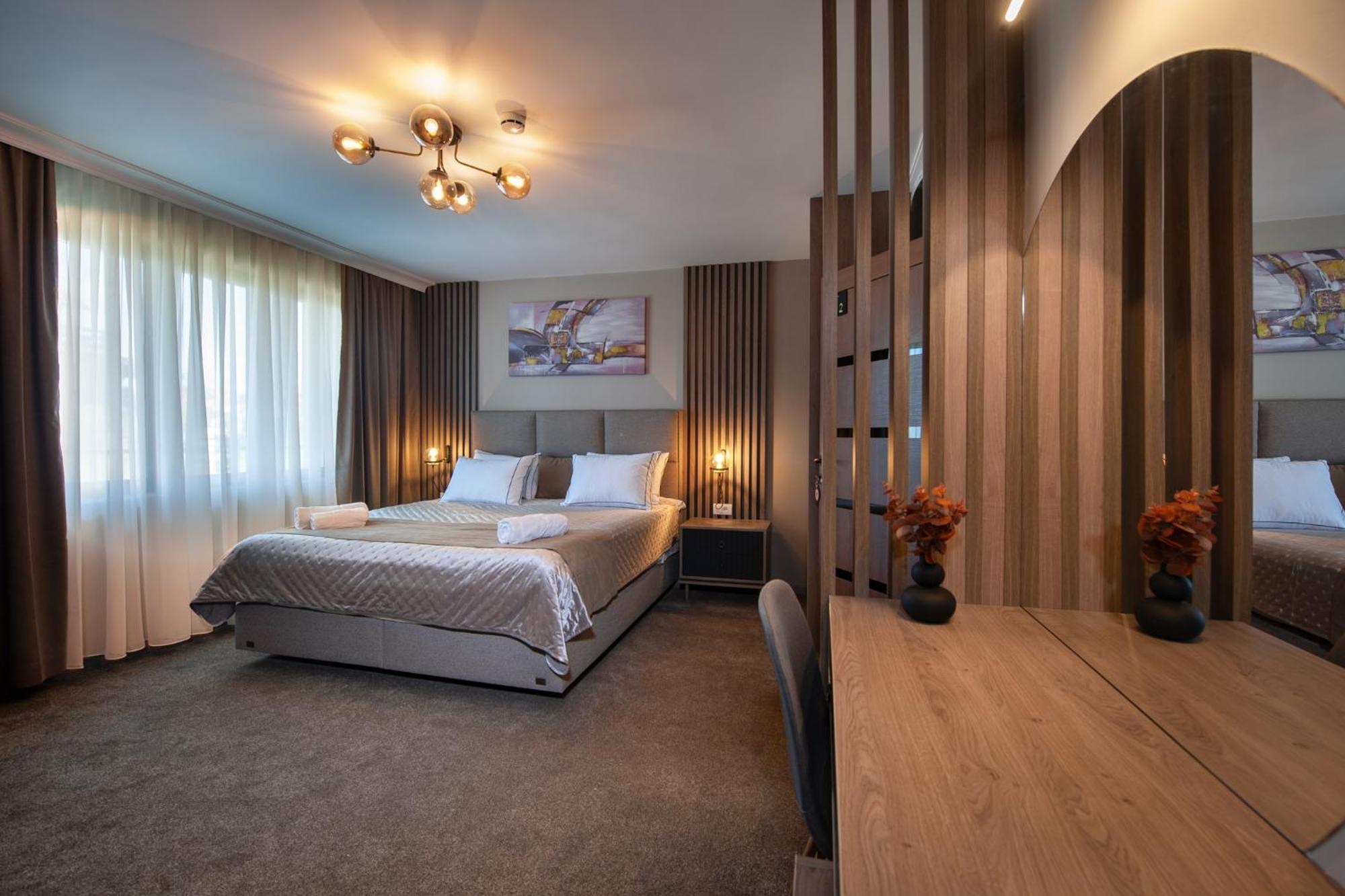 Hotel Kralj Kraljevo Zewnętrze zdjęcie